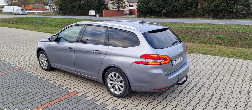 Peugeot 308 cena 52900 przebieg: 52500, rok produkcji 2019 z Poznań małe 106